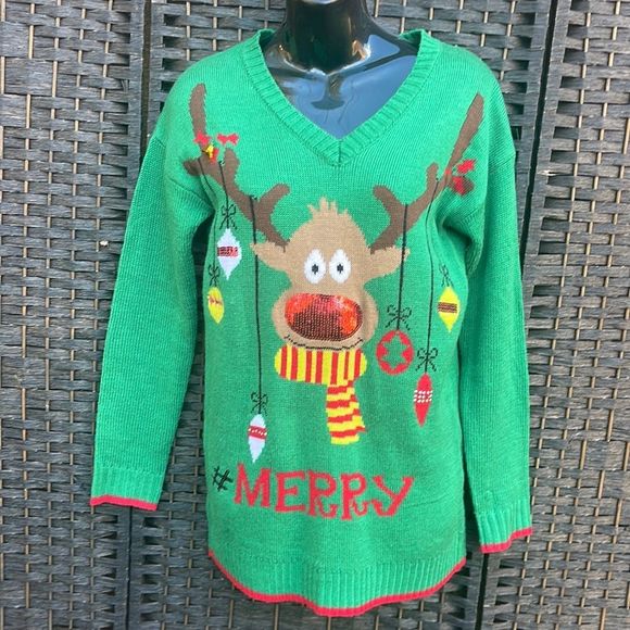 NEW DIRECTION CHRISTMAS SWEATER 🎄 - Picture 4 of 10